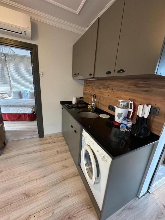 Sera Homes Kaleici Oldtown Antalya Bagian luar foto