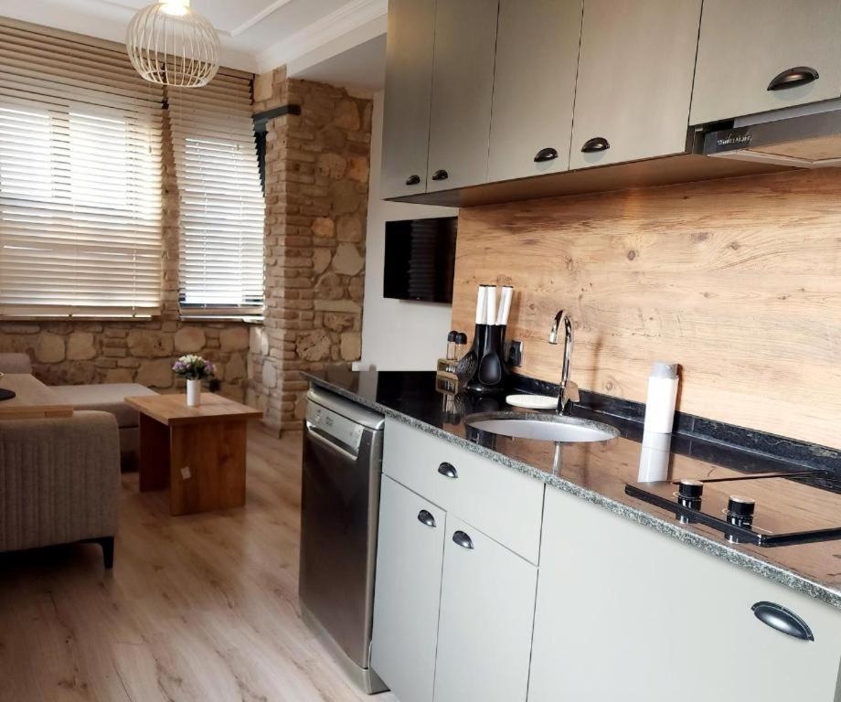 Sera Homes Kaleici Oldtown Antalya Bagian luar foto